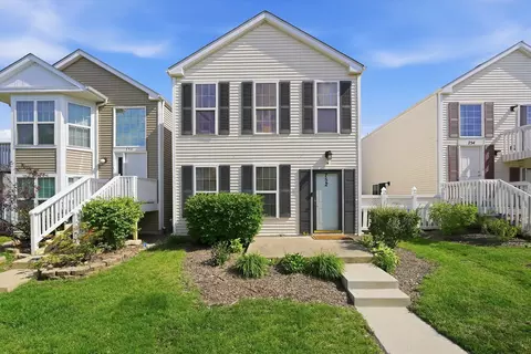 752 Four Seasons Blvd #752, Aurora, IL 60504
