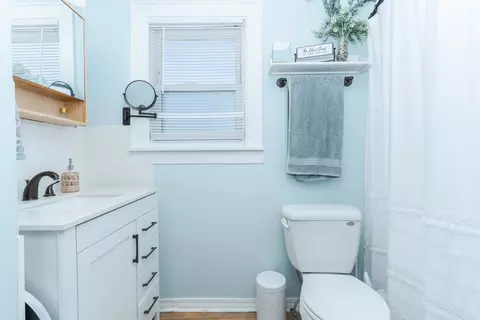 Bath - 501 E Jackson St, Bloomington, IL 61701 photo 2 of 2