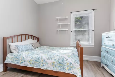 Bedroom - 501 E Jackson St, Bloomington, IL 61701 photo 4 of 4