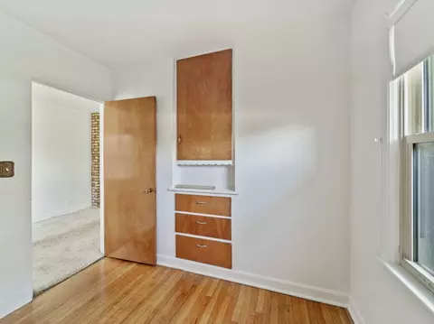 Bedroom - 4 N365 9th Ave, Addison, IL 60101 photo 1 of 3