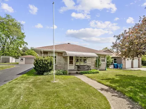 Exterior - 4 N365 9th Ave, Addison, IL 60101 photo 5 of 5