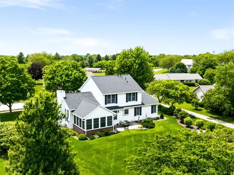 View/Area - 300 Whispering Pines Cc Ln, Normal, IL 61761 photo 2 of 11