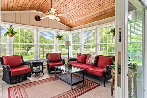 Exterior - 300 Whispering Pines Cc Ln, Normal, IL 61761 photo 6 of 14