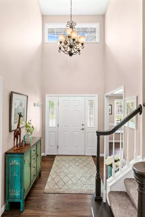 Entry Way - 300 Whispering Pines Cc Ln, Normal, IL 61761 photo 3 of 7