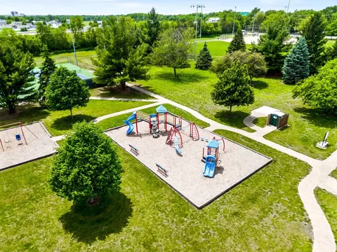 View/Area - 300 Whispering Pines Cc Ln, Normal, IL 61761 photo 4 of 11