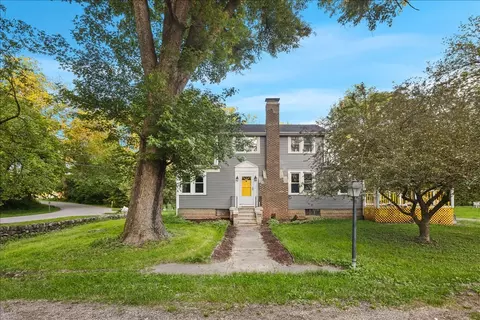 1418 Winaki Trl, Algonquin, IL 60102