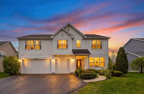 2297 Deerpath Rd, Bolingbrook, IL 60490