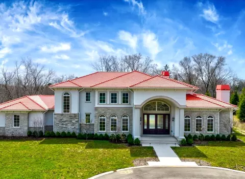 2665 Bentley Rd, Highland Park, IL 60035