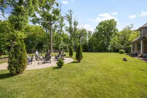 Exterior - 7508 Forest Oak Dr, Mchenry, IL 60050 photo 3 of 6
