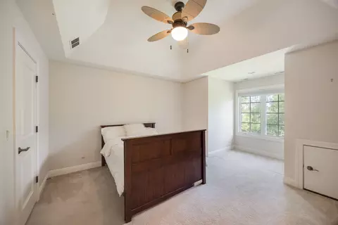 Bedroom - 7508 Forest Oak Dr, Mchenry, IL 60050 photo 5 of 6