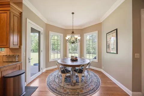 Dining - 7508 Forest Oak Dr, Mchenry, IL 60050 photo 2 of 2