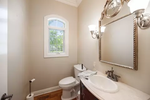 Bath - 7508 Forest Oak Dr, Mchenry, IL 60050 photo 1 of 5