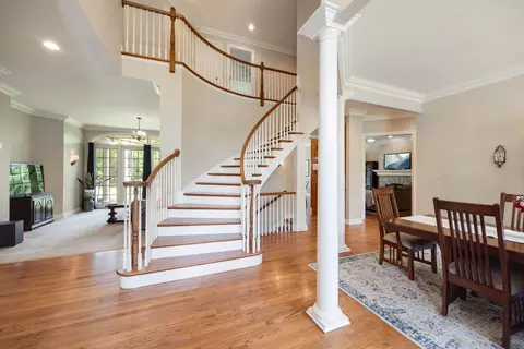 Entry Way - 7508 Forest Oak Dr, Mchenry, IL 60050 photo 1 of 2