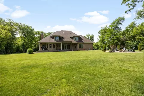 Exterior - 7508 Forest Oak Dr, Mchenry, IL 60050 photo 5 of 6