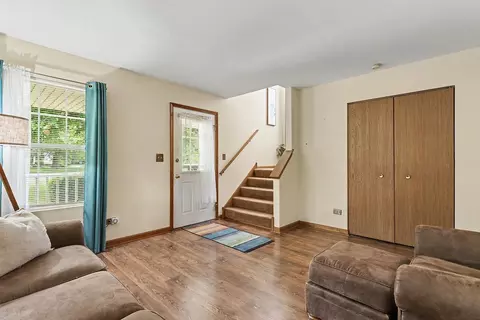 Entry Way - 2231 Dalewood Ct, Plainfield, IL 60544 photo 1 of 1