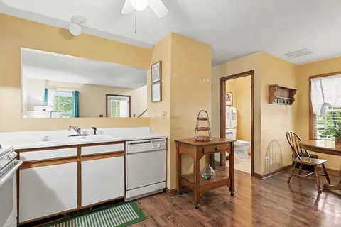 Kitchen - 2231 Dalewood Ct, Plainfield, IL 60544 photo 3 of 3