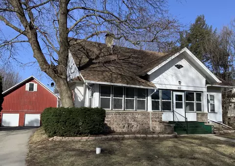403 Rhodes Ave, Big Rock, IL 60511