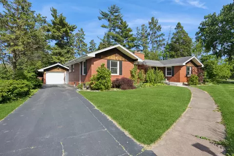 Exterior - 629 Dundee Ave, Flossmoor, IL 60422 photo 2 of 4
