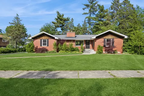 629 Dundee Ave, Flossmoor, IL 60422