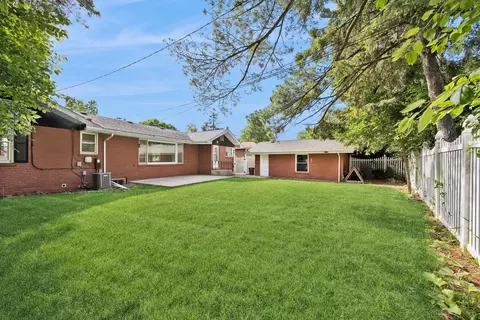 Exterior - 629 Dundee Ave, Flossmoor, IL 60422 photo 4 of 4
