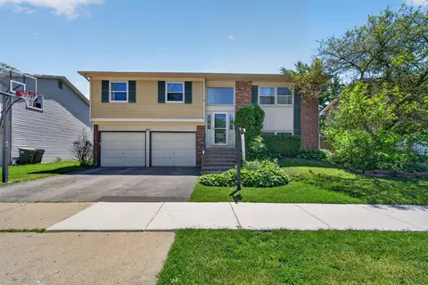1485 Westbury Dr, Hoffman Estates, IL 60192