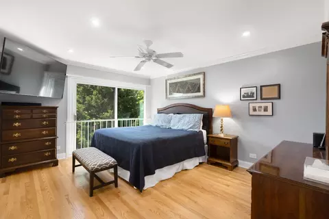 Bedroom - 1501 Topp Ln #E, Glenview, IL 60025 photo 1 of 4