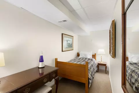 Bedroom - 1501 Topp Ln #E, Glenview, IL 60025 photo 4 of 4
