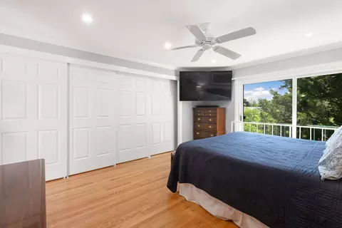 Bedroom - 1501 Topp Ln #E, Glenview, IL 60025 photo 2 of 4