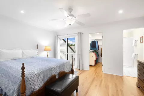 Bedroom - 1501 Topp Ln #E, Glenview, IL 60025 photo 3 of 4