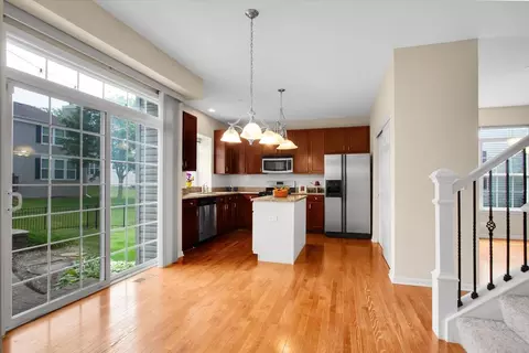 Other - 2049 Cabrillo Ln, Hoffman Estates, IL 60192 photo 2 of 8
