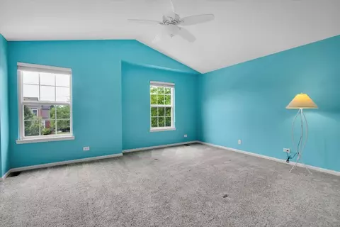 Bedroom - 2049 Cabrillo Ln, Hoffman Estates, IL 60192 photo 1 of 6