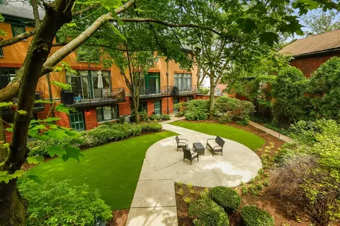 1530 N Elk Grove Ave #L, Chicago, IL 60622