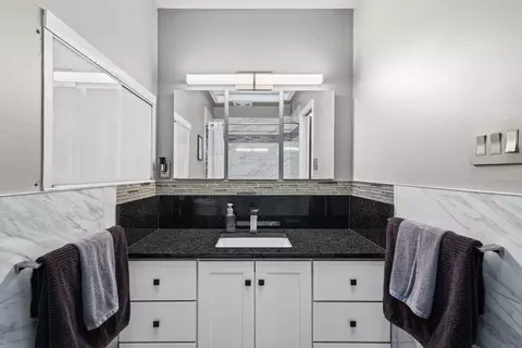 Bath - 380 Pleasant St, Hoffman Estates, IL 60169 photo 1 of 2
