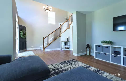 60 Arden Ln, Round Lake, IL 60073 photo 5