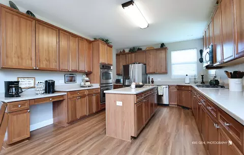 60 Arden Ln, Round Lake, IL 60073 photo 10