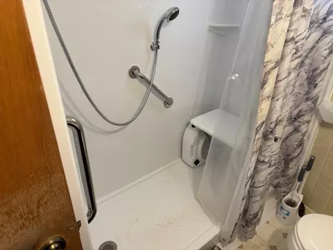 Bath - 628 E Division St, Kewanee, IL 61443 photo 1 of 3