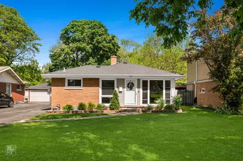 187 N Hampshire Ave, Elmhurst, IL 60126