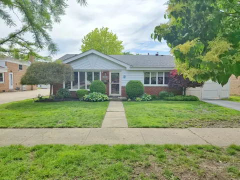 10720 S Lavergne Ave, Oak Lawn, IL 60453