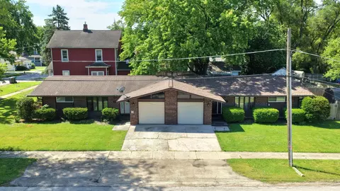 515 517 South St, Lockport, IL 60441