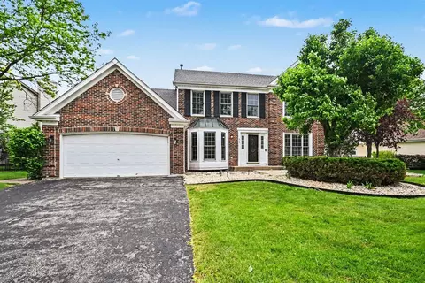865 Warwick Ln SE, Lake Zurich, IL 60047