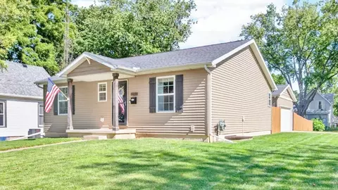 308 E Locust St, Normal, IL 61761