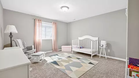 Bedroom - 308 E Locust St, Normal, IL 61761 photo 4 of 4