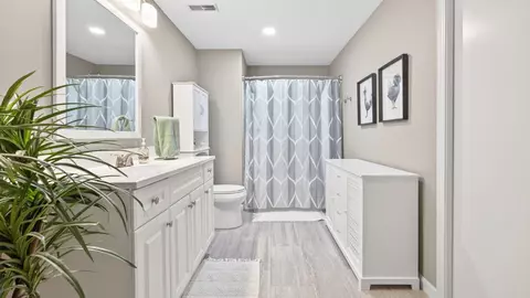 Bath - 308 E Locust St, Normal, IL 61761 photo 3 of 3