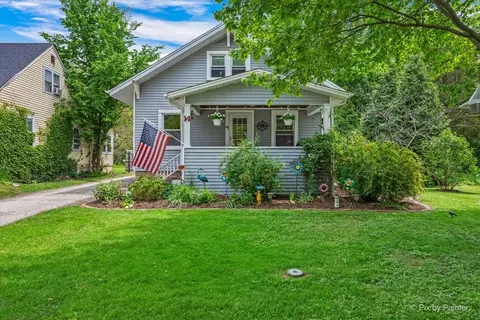 14 N Huffman St, Naperville, IL 60540
