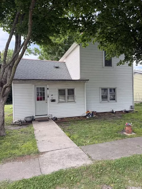 602 E Locust St, Fairbury, IL 61739
