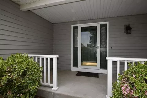 Exterior - 1817 Charnbrook Dr, Mchenry, IL 60051 photo 4 of 11