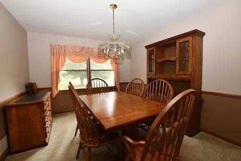 Dining - 1817 Charnbrook Dr, Mchenry, IL 60051 photo 2 of 2