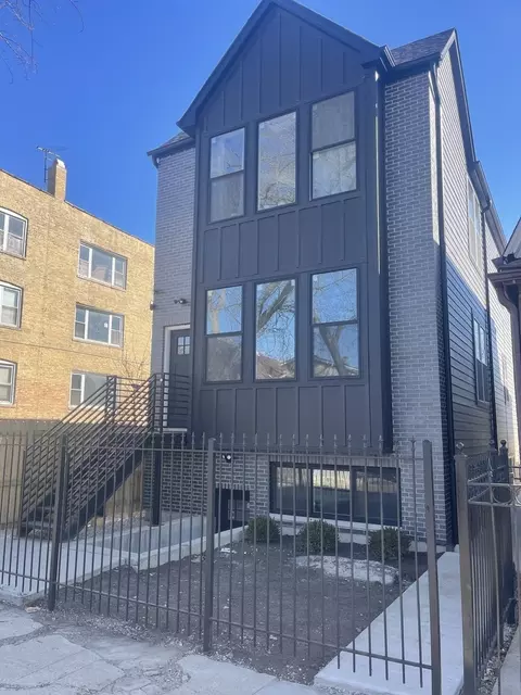 538 N Trumbull Ave, Chicago, IL 60624