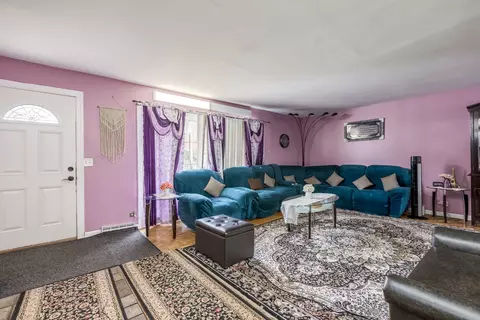Other - 8828 Dee Rd #B, Des Plaines, IL 60016 photo 2 of 3