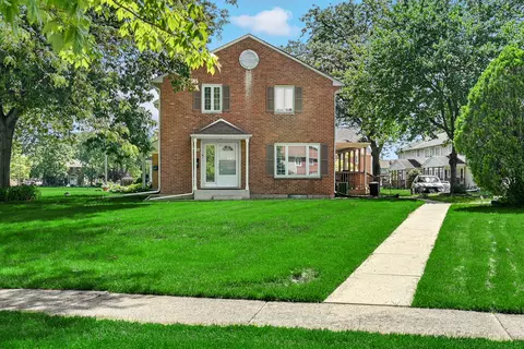 Exterior - 145 Elm St, Park Forest, IL 60466 photo 3 of 6